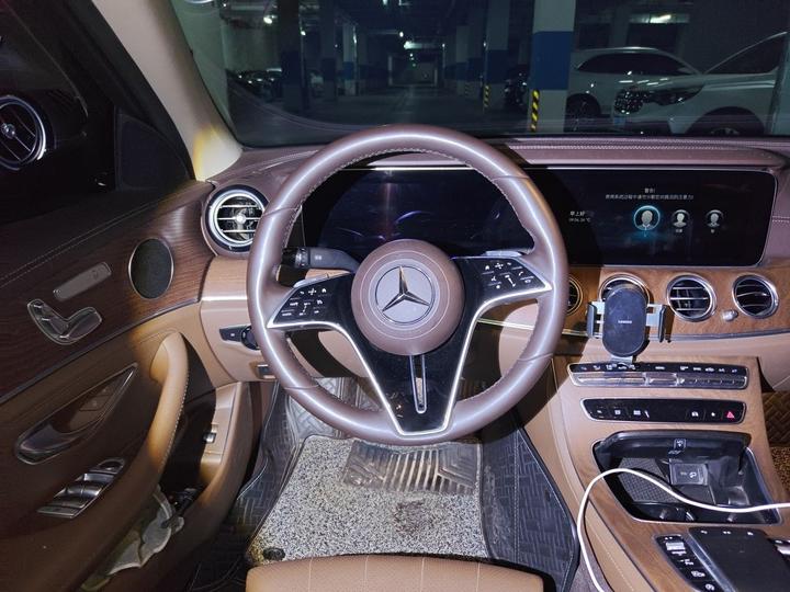 E-Class 2022 Facelift E 260 L photo 3