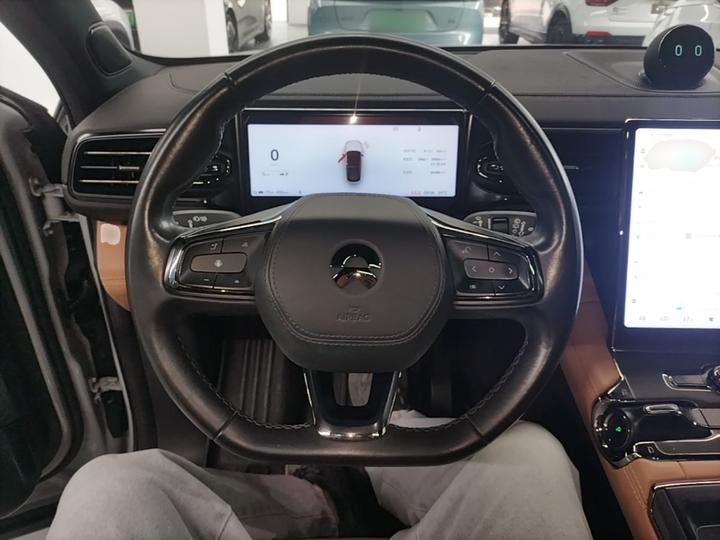 ES6 2020 600KM Sport photo 3