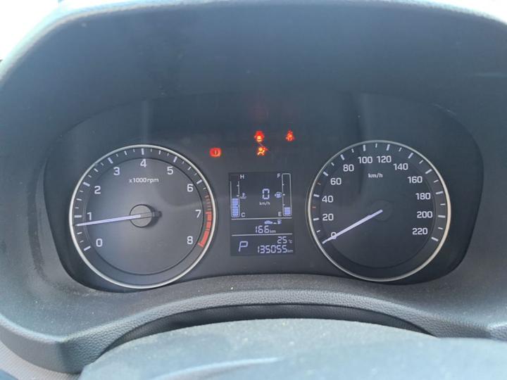 ix25 2015 1.6L AT RWD Smart GLS photo 7