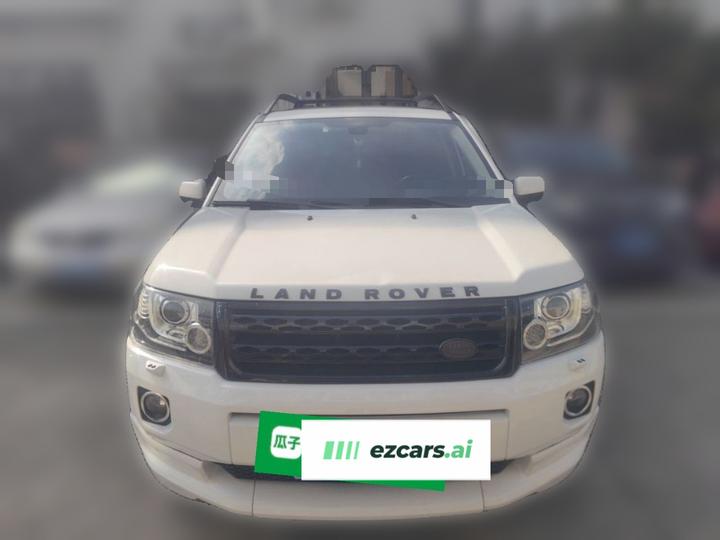 Freelander 2 2015 2.0T Si4 HSE Luxury Collection photo 2