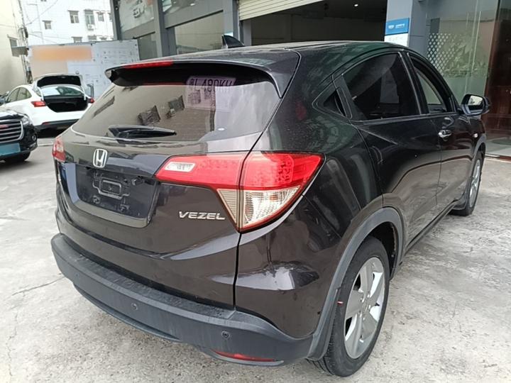 Vezel 2020 1.5L CVT Elite photo 4