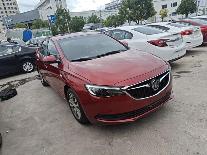 Excelle 2019 18T AT Elite China VI photo 3