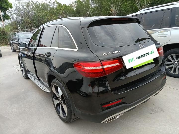 GLC 2018 Facelift GLC 300 4MATIC Dynamic photo 4