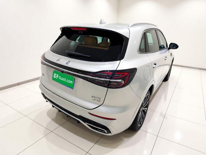 HS5 2023 2.0T AWD Pro photo 6