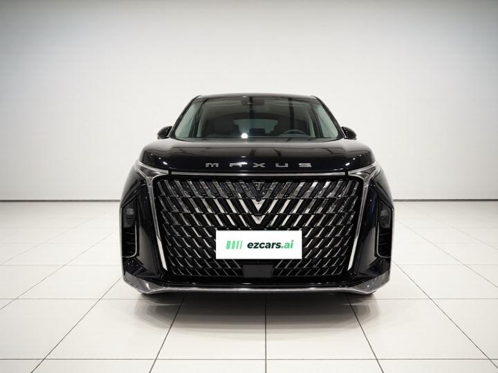 MAXUS G90 2022 2.0T 7-Seater photo 2