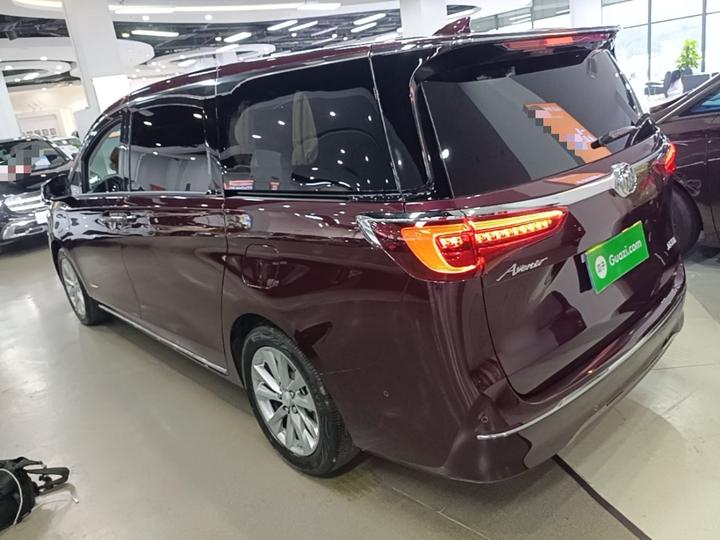 GL8 2023 Avenir 6-Seater photo 4