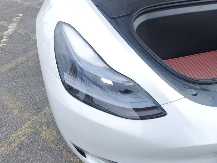 Model Y 2024 Long Range AWD photo 7