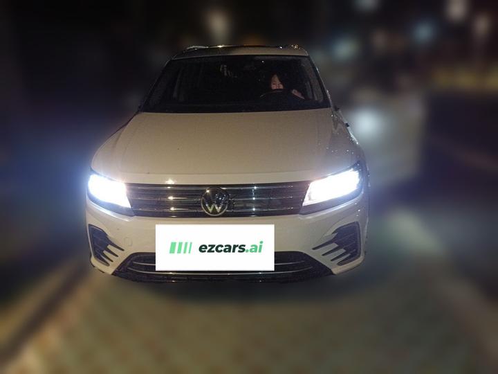 Tiguan L EV 2020 430PHEV PHEV Premium photo 2