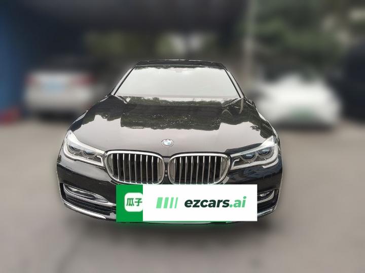 7 Series 2017 740Li xDrive Luxury photo 2