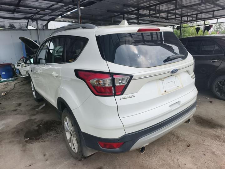 Kuga 2018 Facelift EcoBoost 180 RWD photo 4