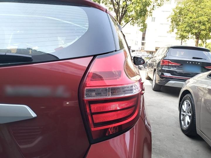 YARiS L 2019 1.5E CVT China VI photo 7