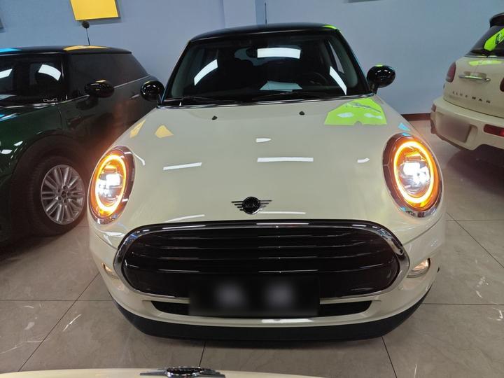 2018 1.5T COOPER Classic photo 2