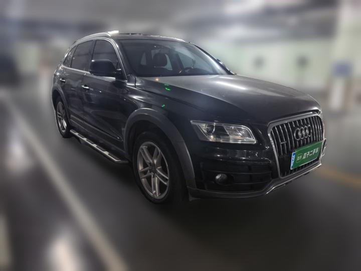 Q5 2017 Plus 40 TFSI Tech photo 3