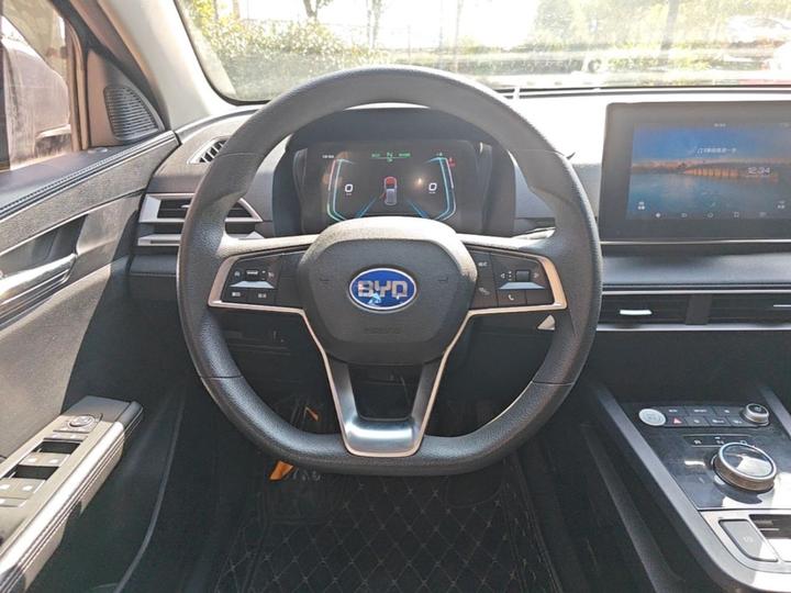 e2 2019 Range Luxury photo 6