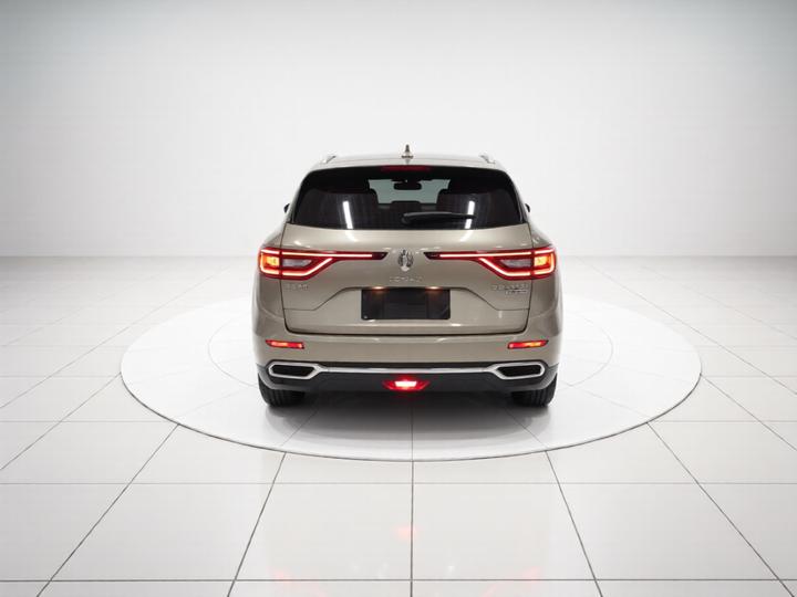 2017 2.5L AWD Supreme photo 5