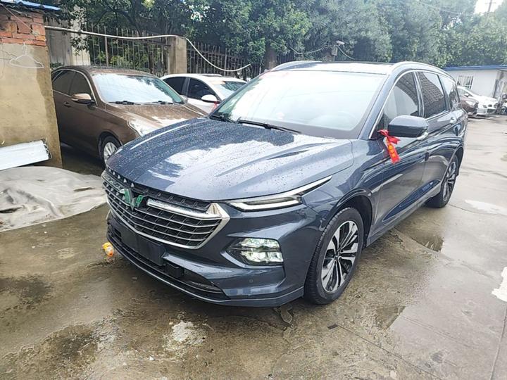 Wuling 2020 1.5T CVT Flagship