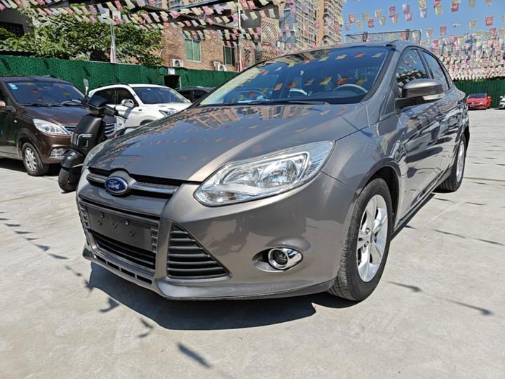 Focus 2012 Sedan 1.6L AT