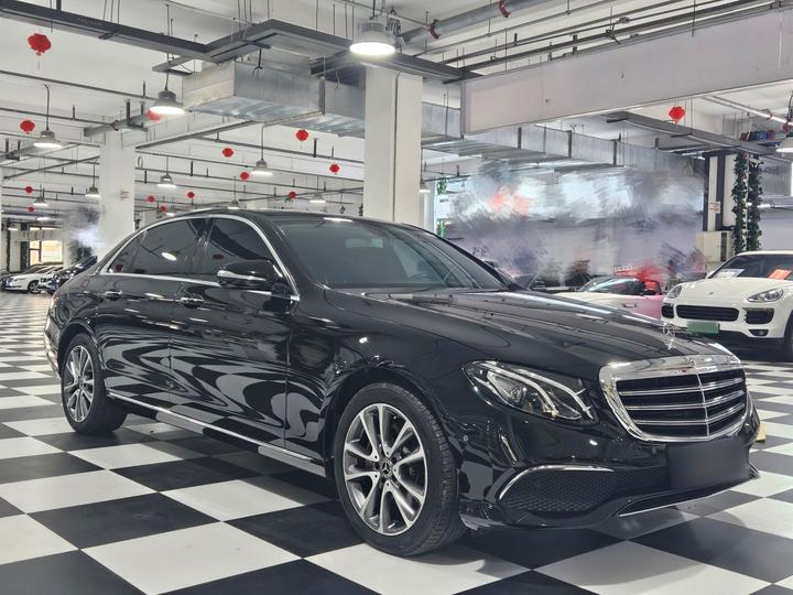E-Class 2018 Facelift E 200 L 4MATIC photo 3