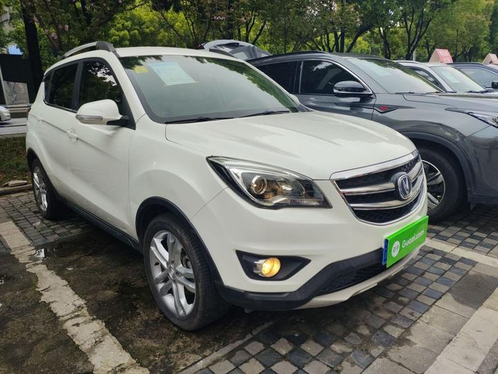 CS35 2017 1.6L AT Luxury photo 3