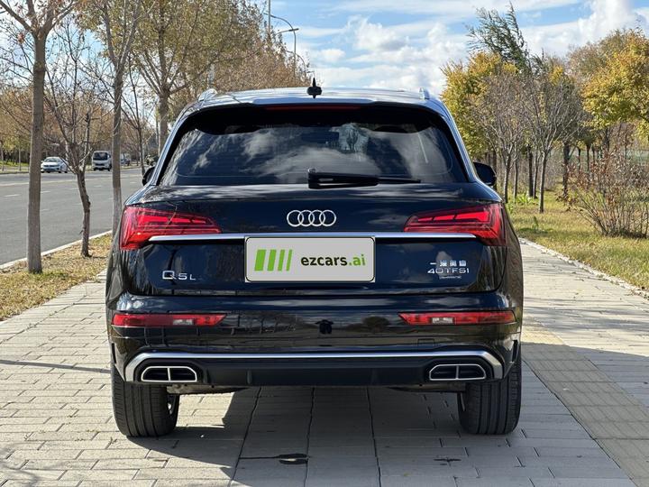Q5L 2021 40 TFSI Luxury Dynamic photo 5