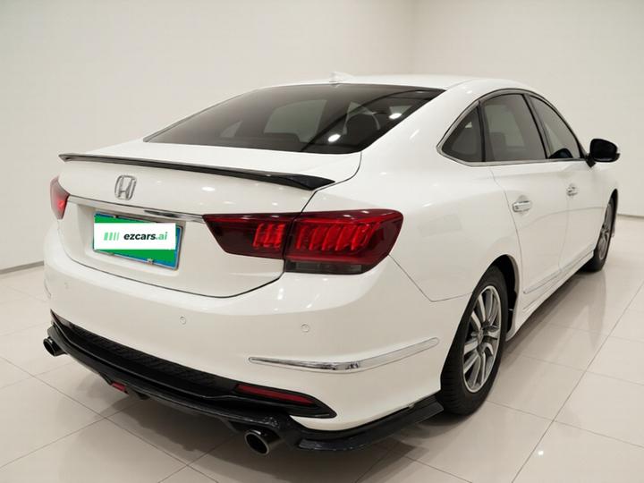 Spirior 2015 2.0L Premium photo 4