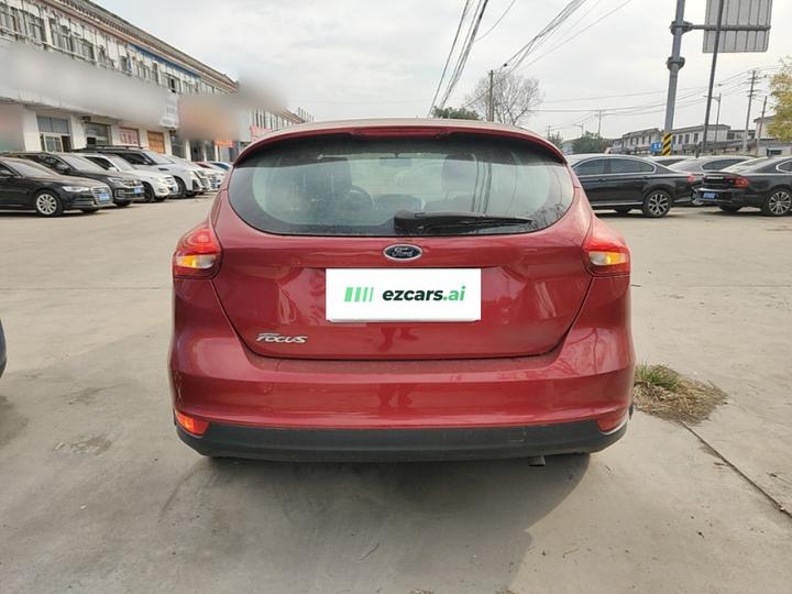 Focus 2017 Hatchback 1.6L AT Comfort photo 3