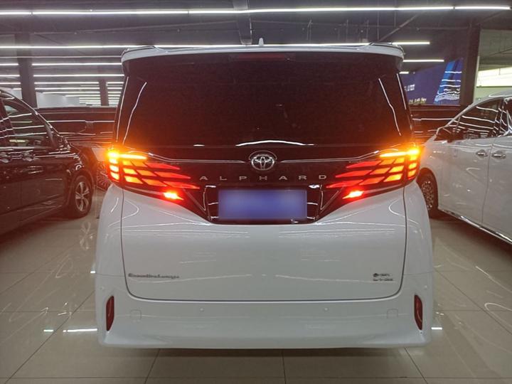 Alphard 2024 Hybrid 2.5L Premium photo 5