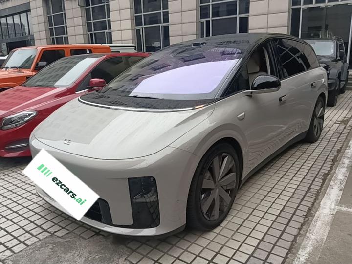 Li Auto i8 2025 Standard