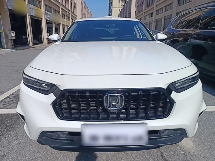 2025 260TURBO Elegant photo 2