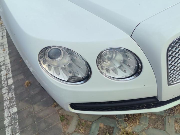 Flying Spur 2015 4.0T V8 Standard photo 7