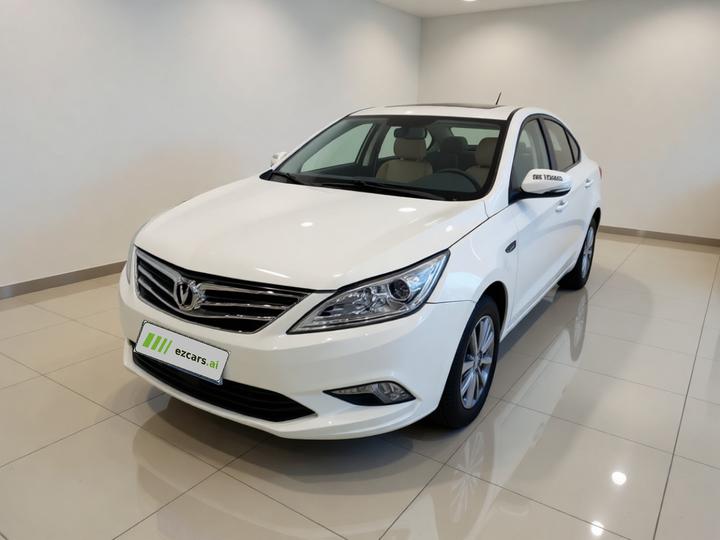 Eado 2015 1.6L AT Luxury