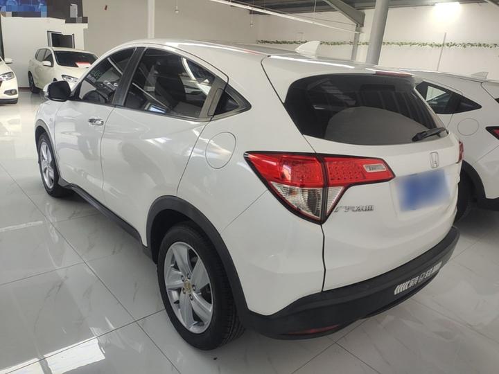 Vezel 2020 1.5L CVT Elite photo 4