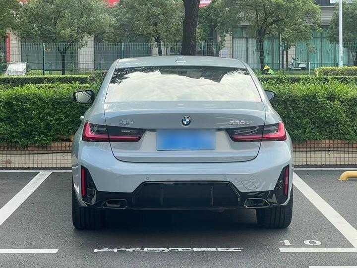 3 Series 2026 330Li M M Sport Night Package photo 5