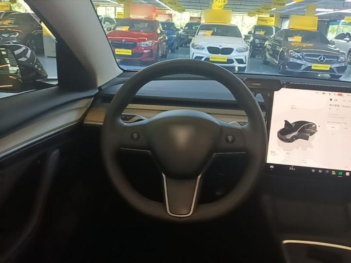 Model 3 2022 RWD photo 6