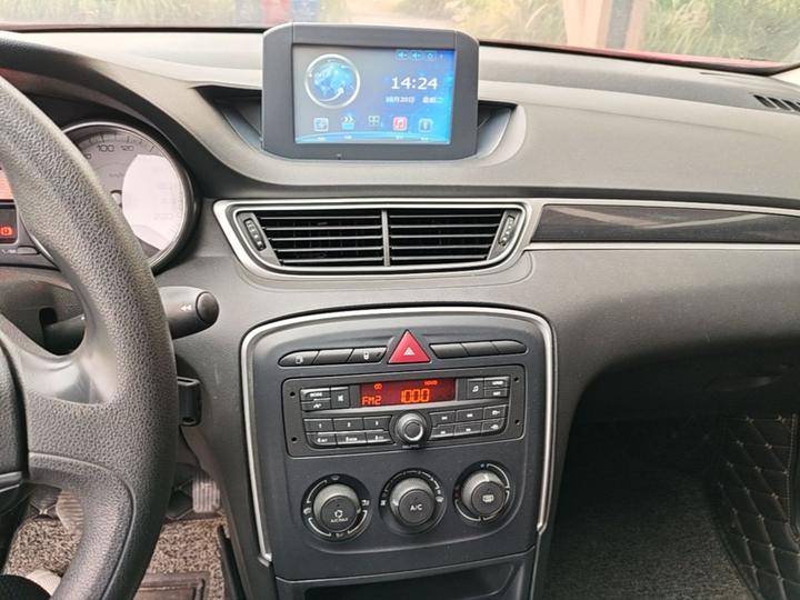308 2014 Classic 1.6L AT photo 8