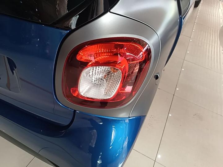 fortwo 2018 1.0L 52 Coupe China V photo 7
