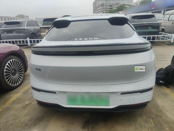 007GT 2026 RWD Max 75kWh photo 5