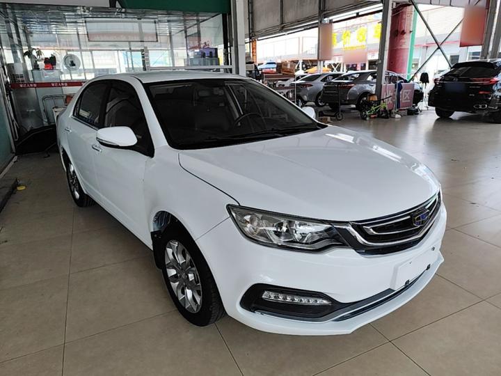 Vision 2018 1.5L MT photo 3