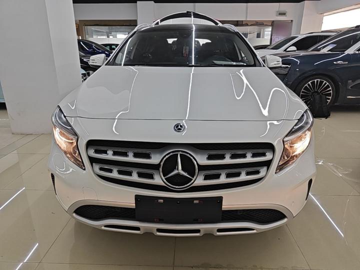 GLA 2018 GLA 200 Dynamic photo 2
