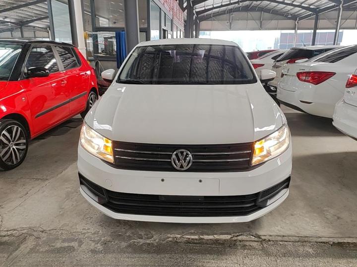 Santana 2021 1.5L AT photo 2