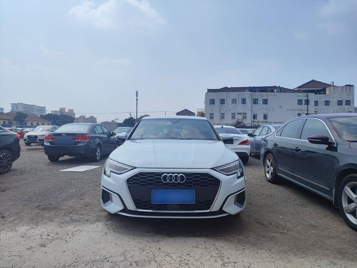 A3 2021 Sportback 35 TFSI Progressive photo 2