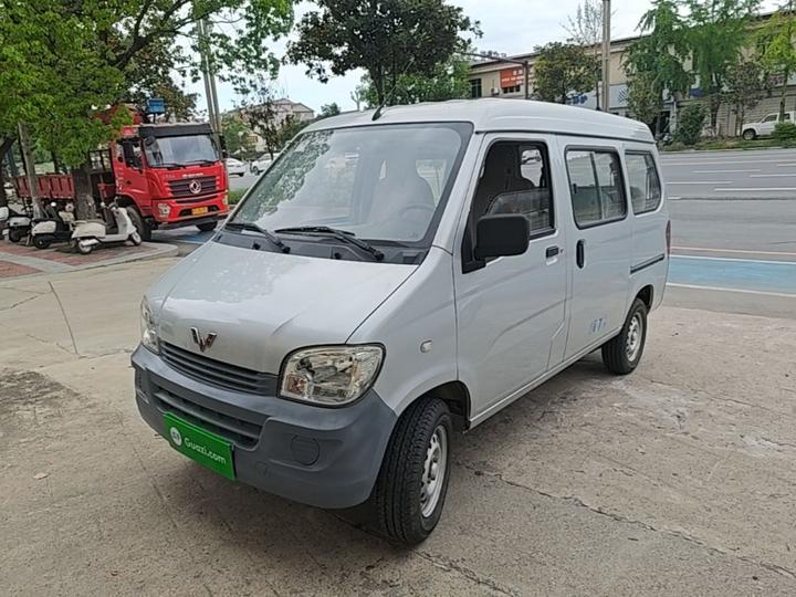 Wuling Zhiguang 2015 1.2L S Utility LSI