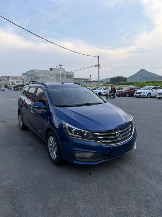 310W 2017 1.5L MT Fashion China V photo 3