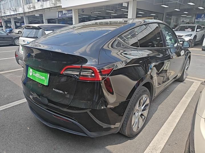Model Y 2022 Long Range AWD photo 4