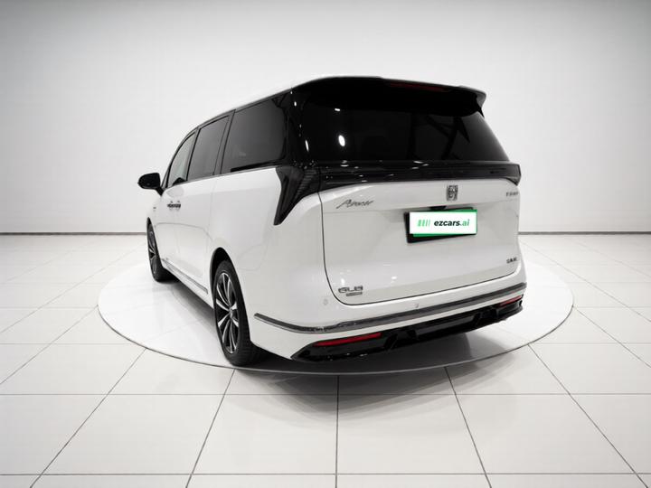 GL8 EV 2024 7-Seater photo 4