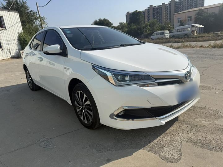 Corolla 2017 Facelift Hybrid 1.8L E-CVT Leading photo 6