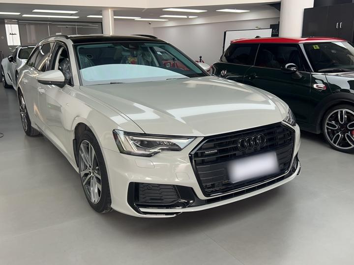 A6 Imported 2022 Avant 45 TFSI Dynamic photo 3