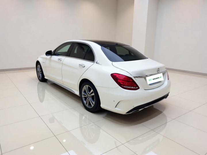 C-Class 2017 Facelift C 200 L Sport photo 4