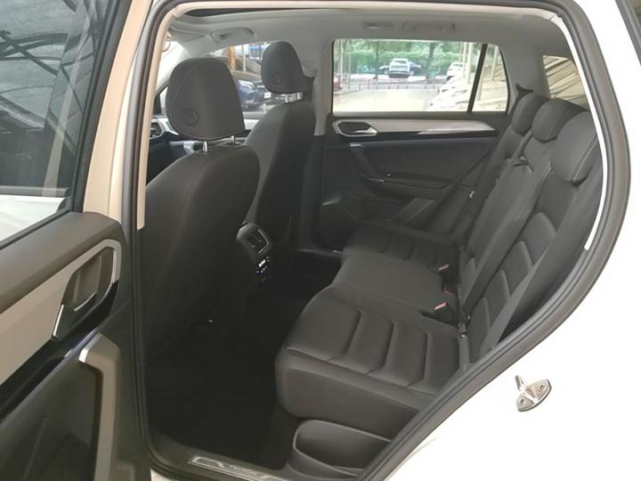 Tayron 2021 330TSI RWD Luxury Connected photo 5