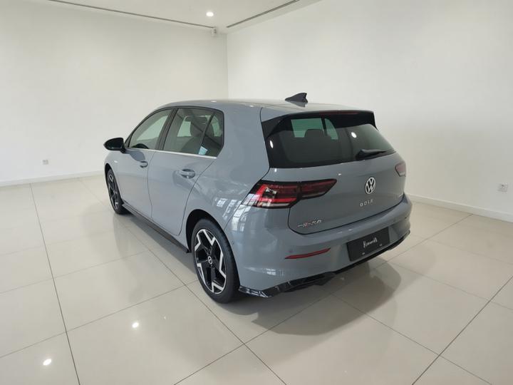 Golf 2025 Facelift 300TSI R-Line photo 4